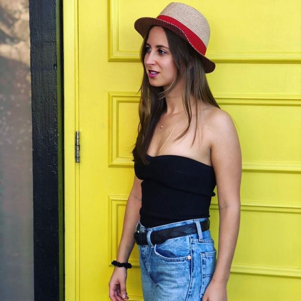 Meet your Posher, Olivia